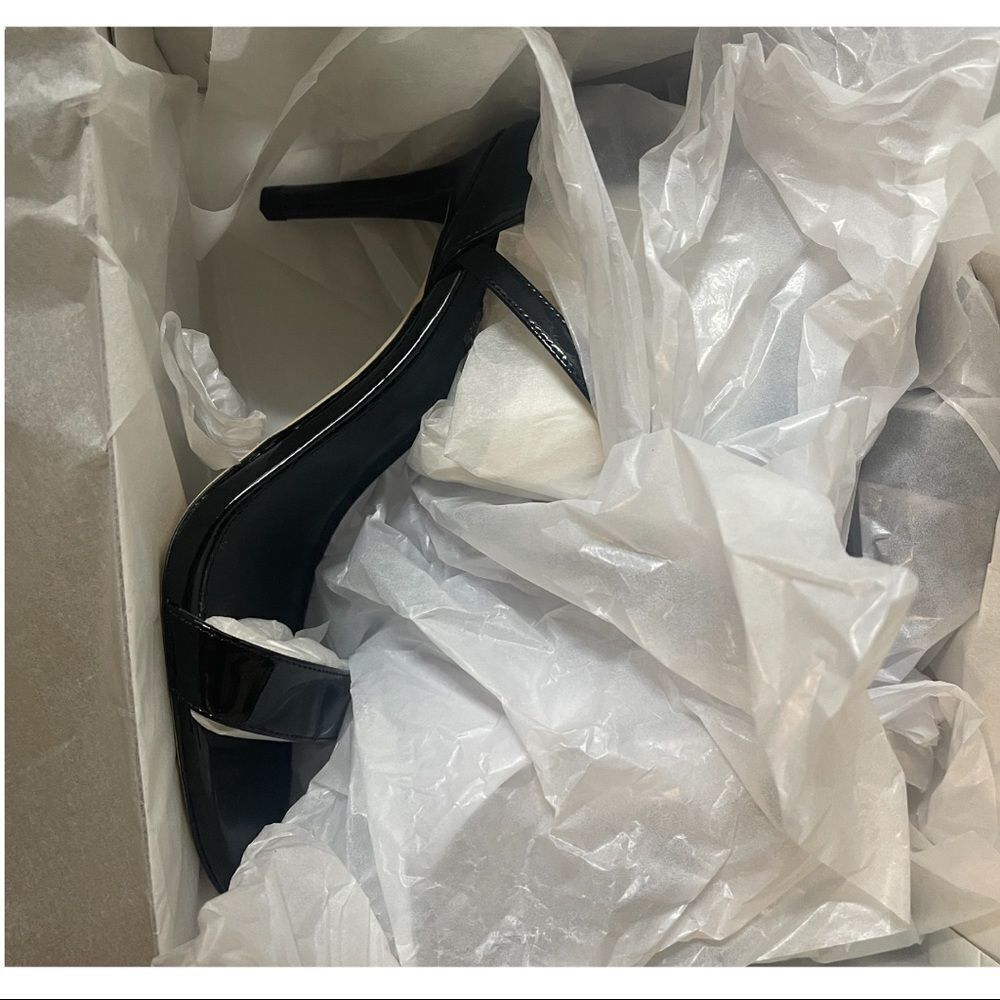 Michael Kors Ava Mid Sandal Black 🔥NEW WITH BOX 🔥 $95 - Picture 4 of 6